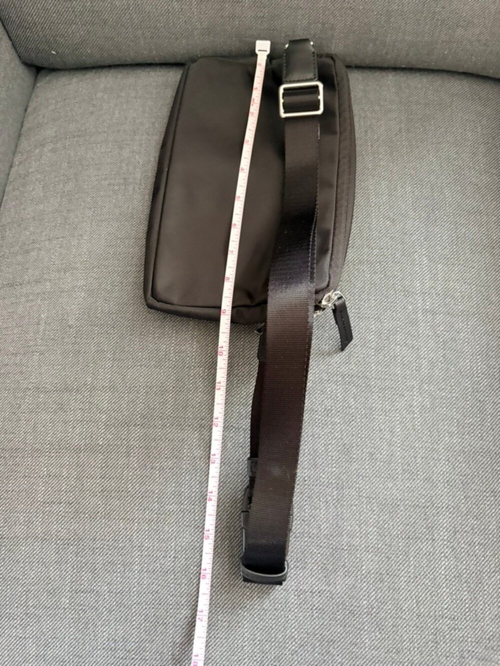 Tumi Belt Bag Nylon Crossbody - Picture 7 of 7